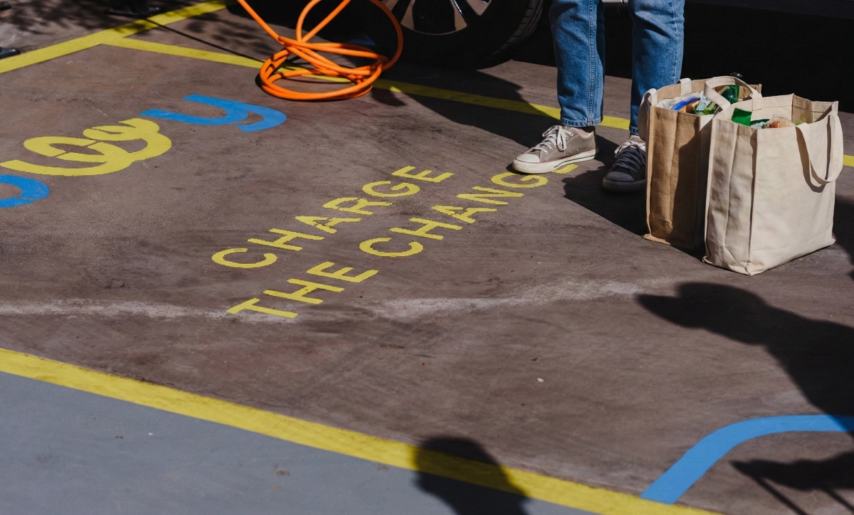 Electric charging in shopping centers: from service to revenue strategy