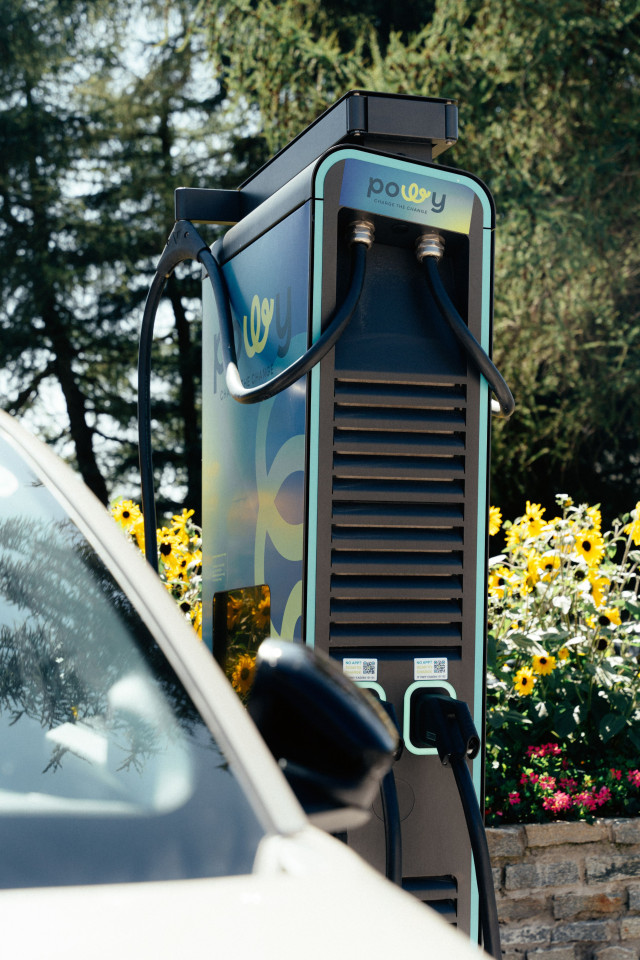Acquisizione Powy Di Colonnine Elettriche